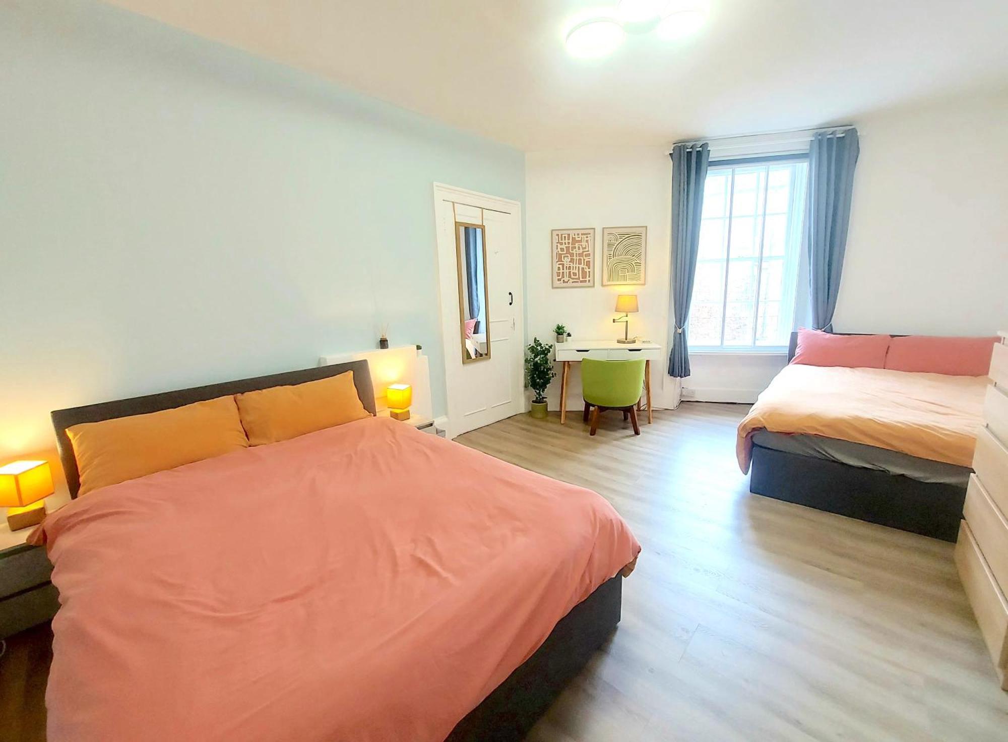 Апартаменты Spacious Victorian Flat In Эдинбург